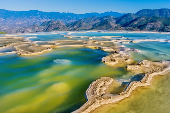 Découvrir la vallée de Oaxaca: Arbol del Tule, Mitla & Hierve el Agua avec un guide francophone